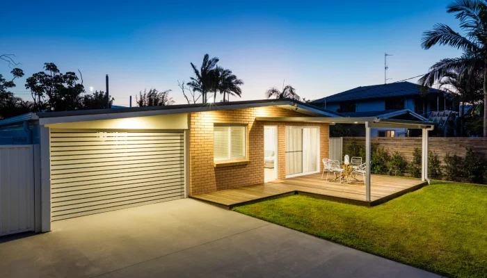 SIL & STA House in Springfield Lakes